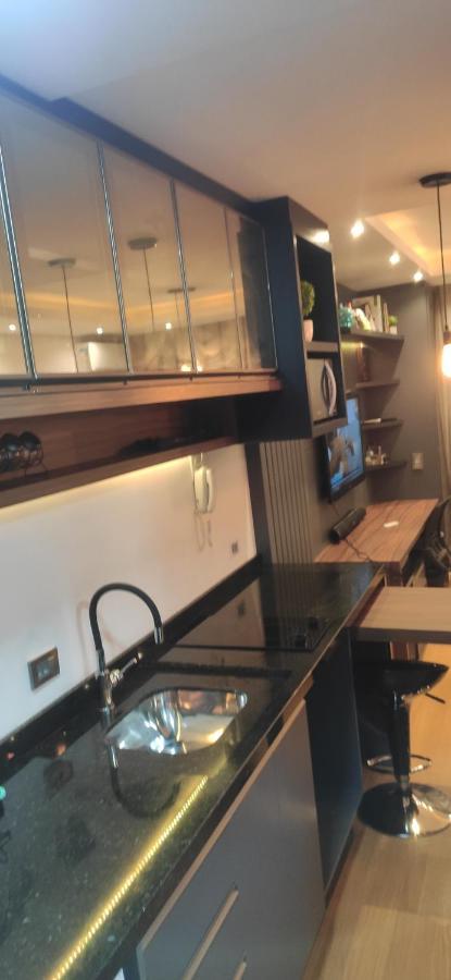 Alto Padrao! Shop. Estacao. Piscina, Sauna, Academia. Novo! 库里提巴 外观 照片